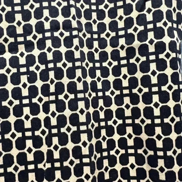 Women's Chain Print Ankle Pants Black & White​​ - Picture 2 of 8